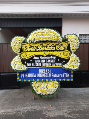 Papan Bunga Duka di Cipandanwangi